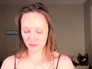 Webcam brunette solo masturbation