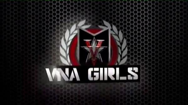 Thick White BBWs Sara Jay & Miss Raquel Team Up To Drain Nat Turnher!